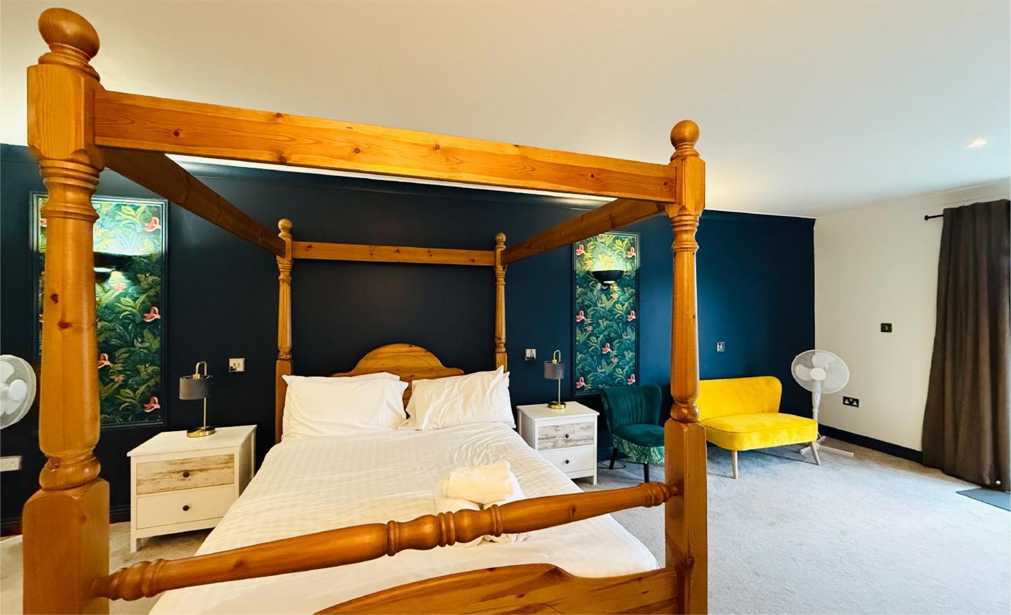 Hustyns Hotel Saint Wenn 외부 사진