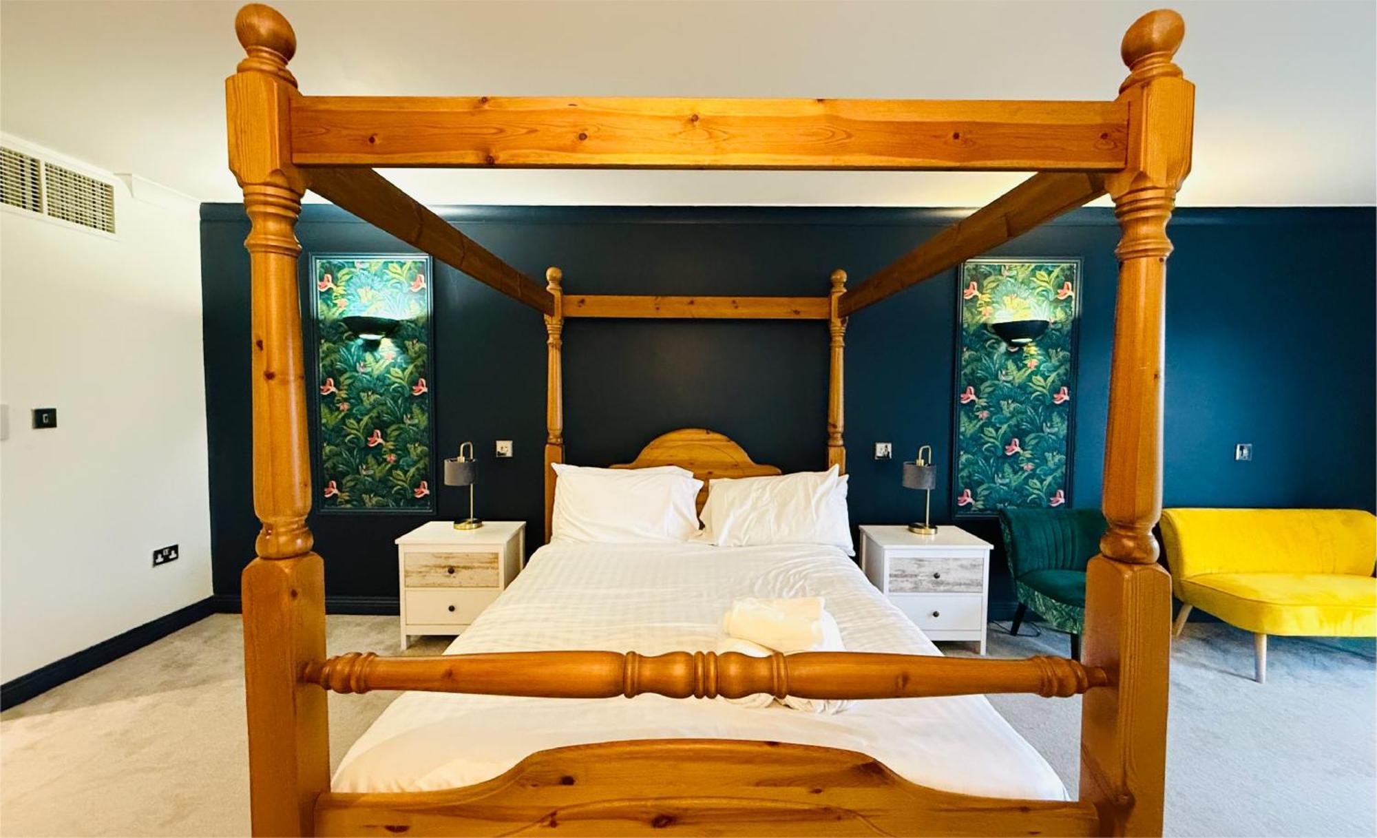 Hustyns Hotel Saint Wenn 외부 사진