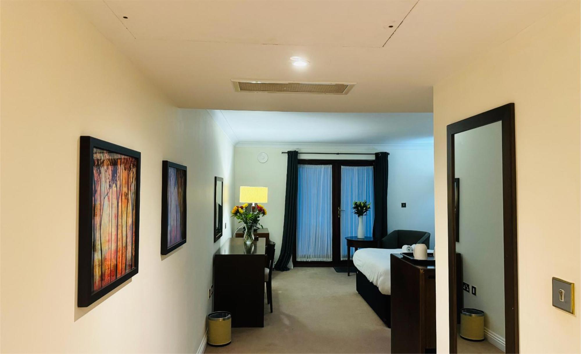 Hustyns Hotel Saint Wenn 외부 사진