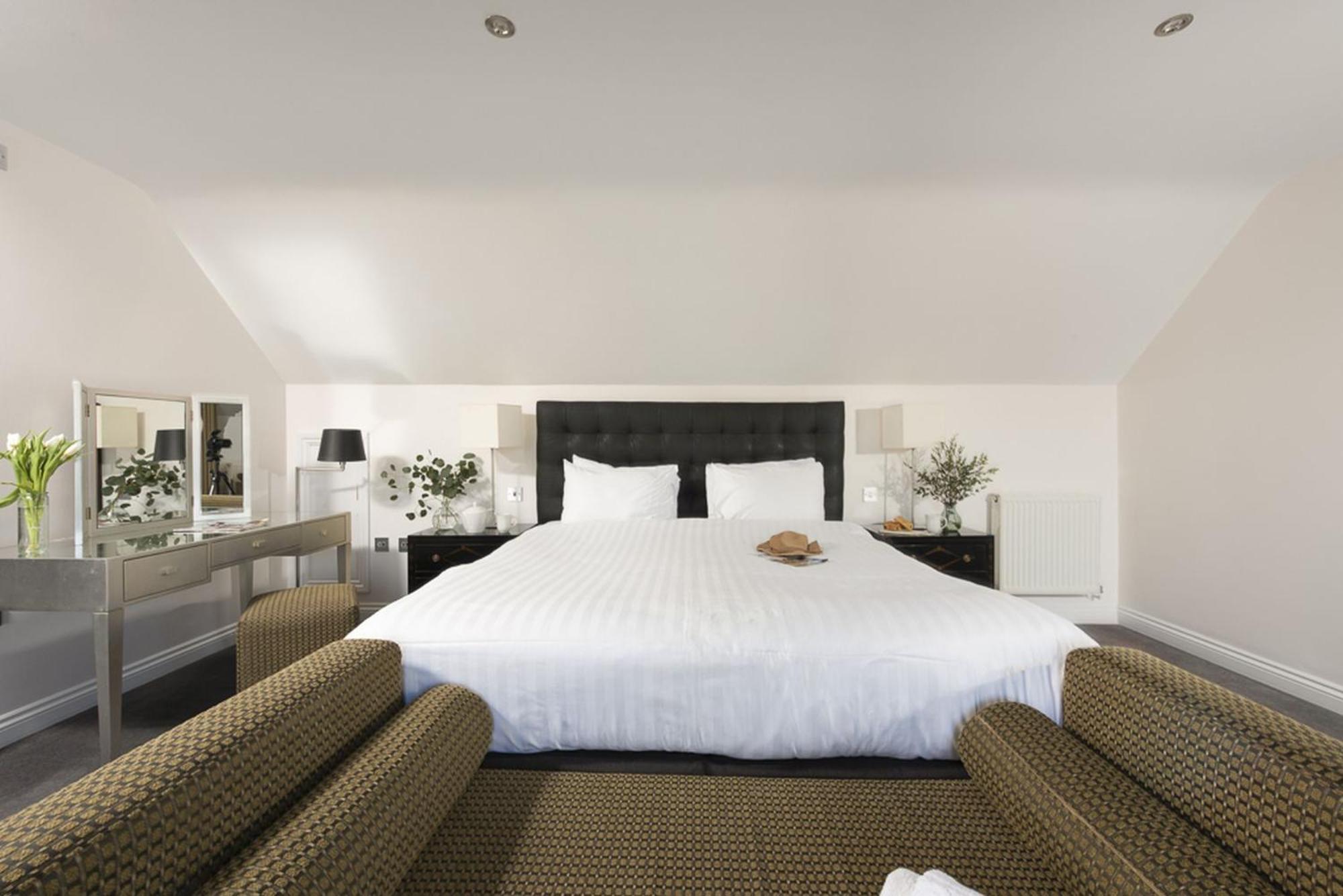 Hustyns Hotel Saint Wenn 외부 사진